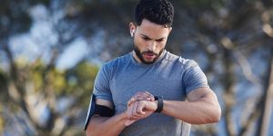 Top 5 Smart Fitness Watches for Tracking Workouts and Health