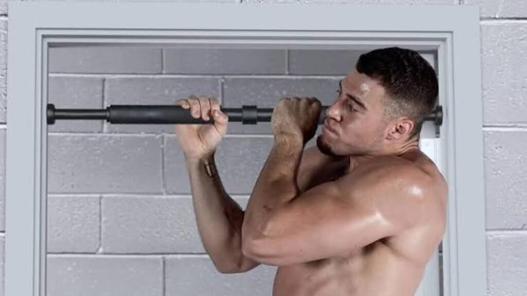 How to Choose a Pull-Up Bar That Is Safe for Home Use